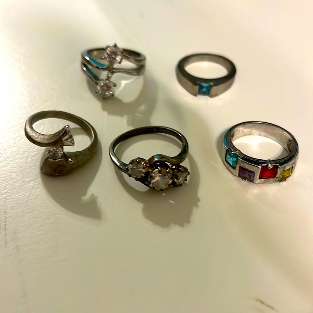Rings of various sizes. Can pick and choose and price will be adjusted.